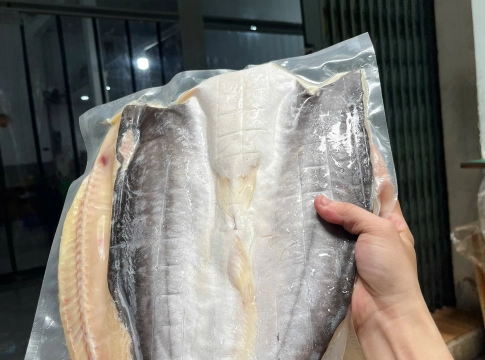 Khô cá dứa phơi khô