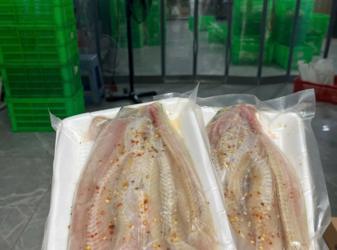 Khô cá lóc cửng