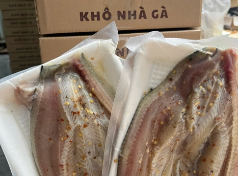 Khô cá lóc nuôi