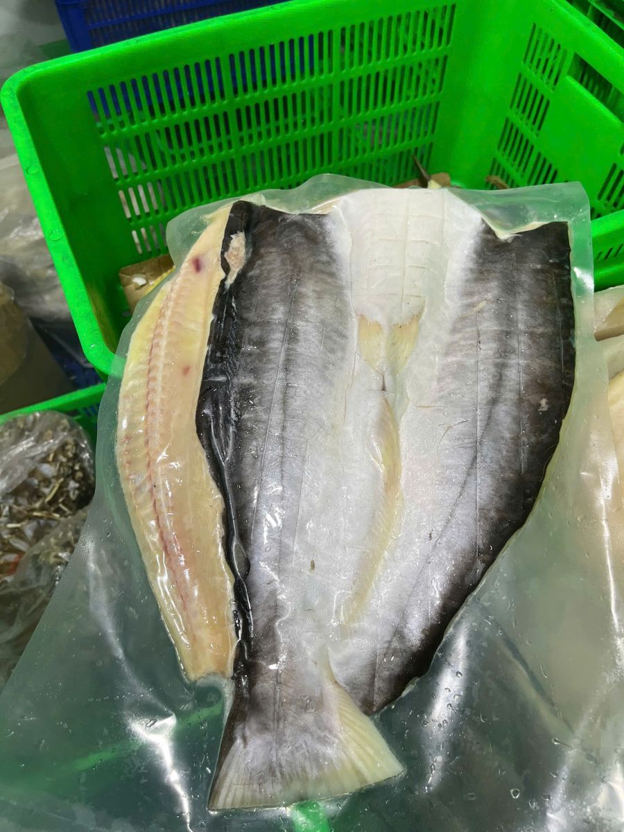 Khô cá dứa