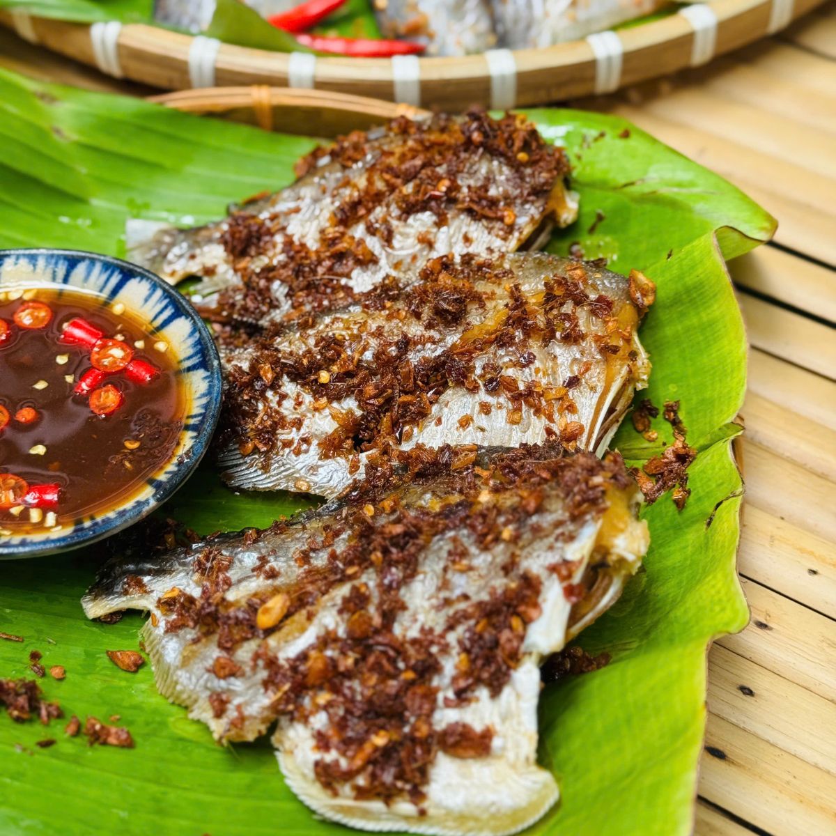 Khô Cá Chim Sả Tỏi Ớt