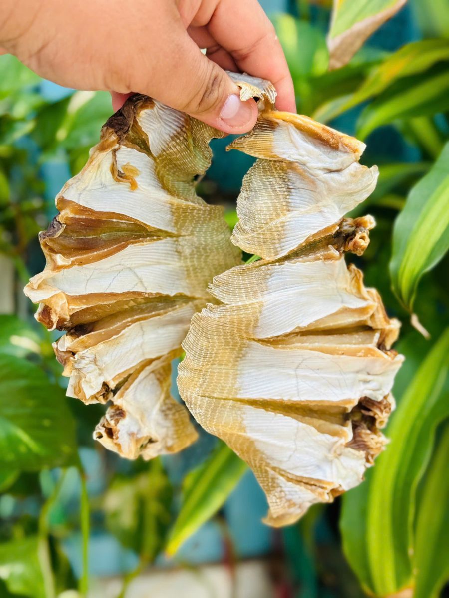 Khô Cá Đuối Đen Nướng