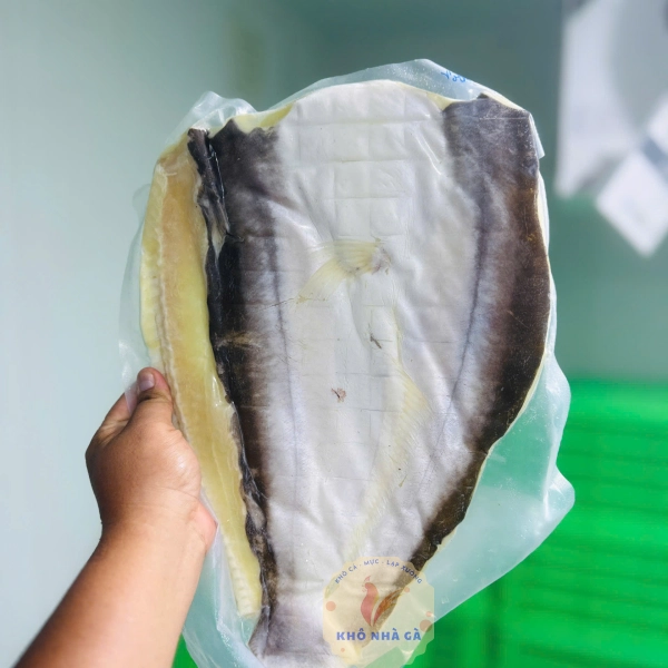 Cá Dứa 2 Sọc Một Nắng
