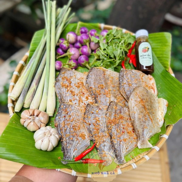 Khô Cá Chim Tỏi Sả Ớt